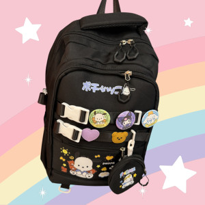 Mochila Sanrio- Negra